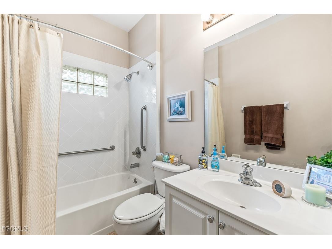 403 SE 28th Terrace Cape Coral FL 33904 2025022408 image14