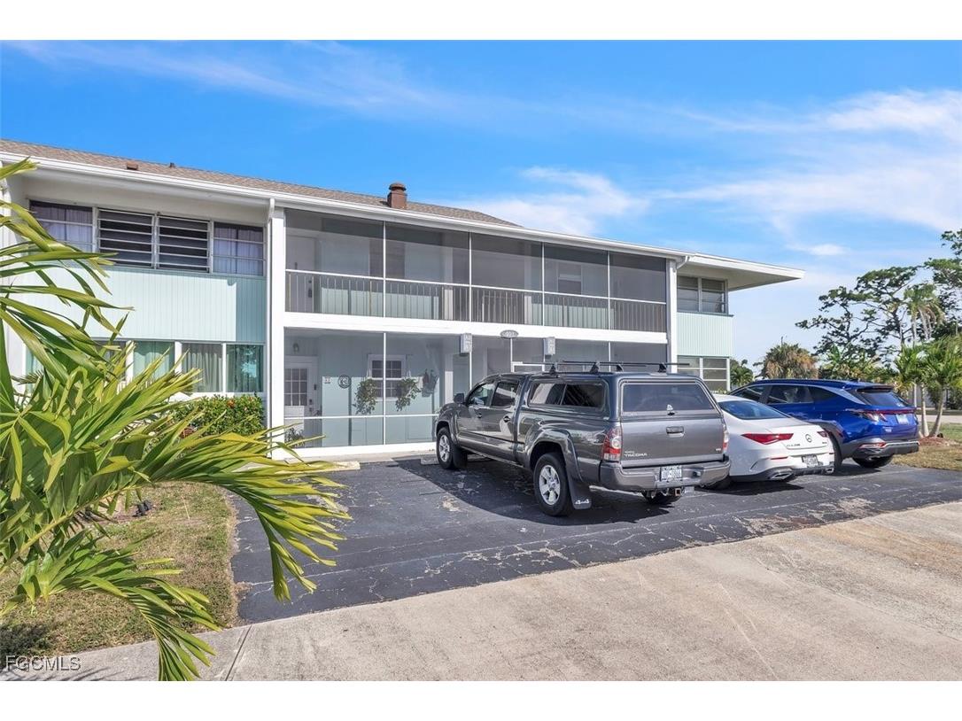 403 SE 43rd Terrace #11 Cape Coral FL 33904 2025024285 image1