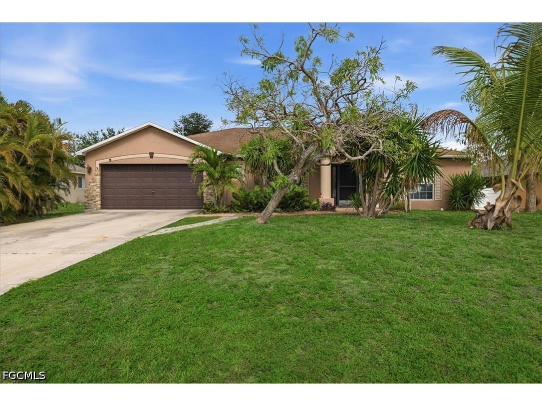403 SW 28th Place Cape Coral FL 33991 2026018862 image1