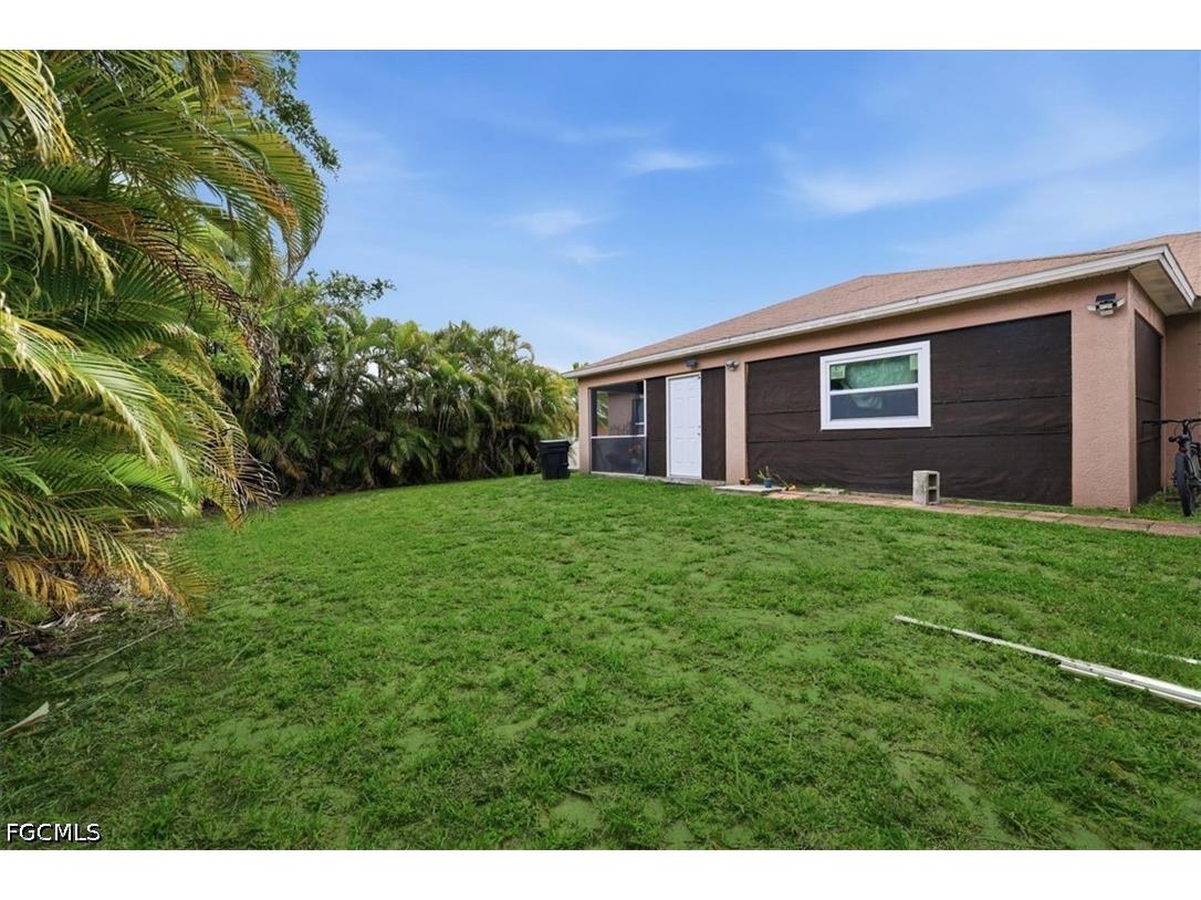 403 SW 28th Place Cape Coral FL 33991 2026018862 image16