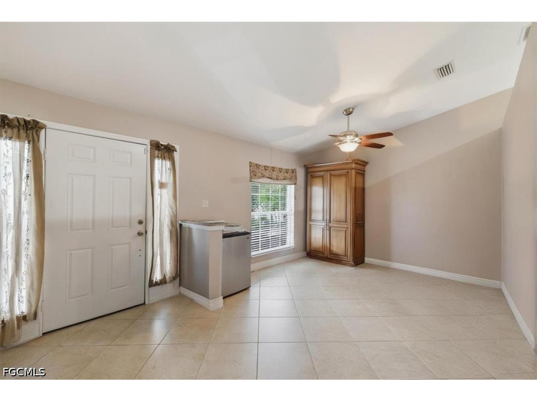 403 SW 28th Place Cape Coral FL 33991 2026018862 image3