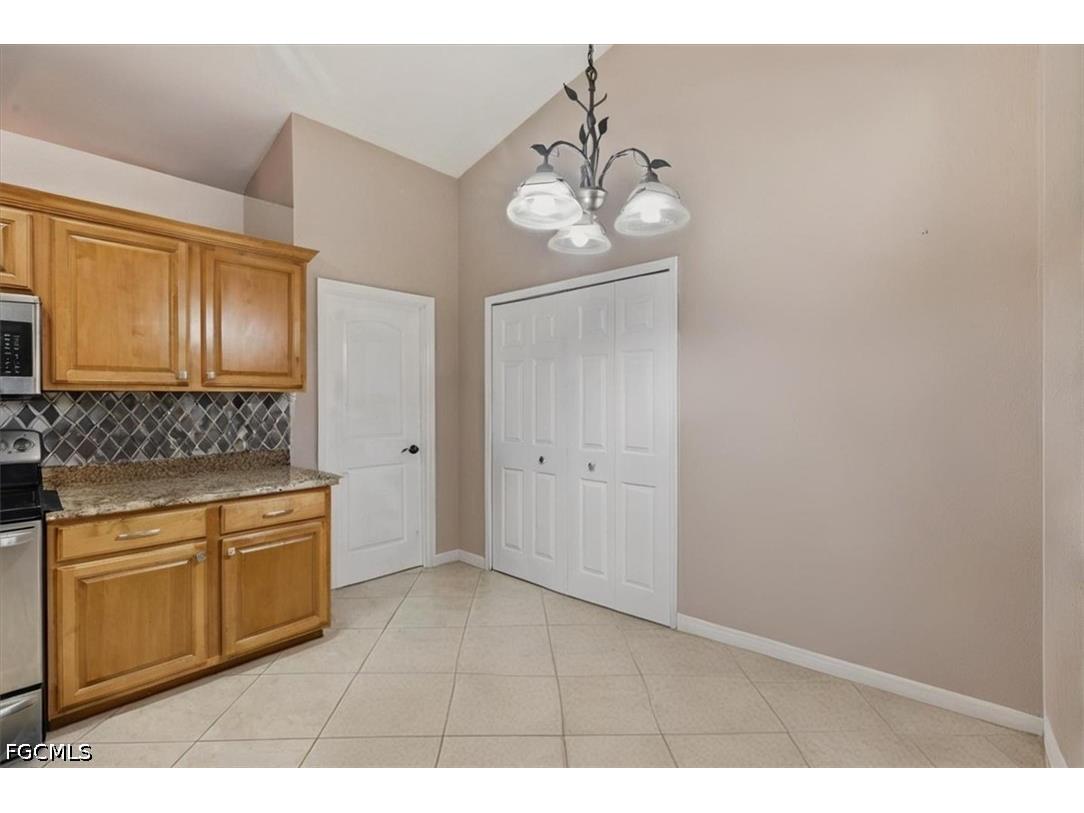 403 SW 28th Place Cape Coral FL 33991 2026018862 image7