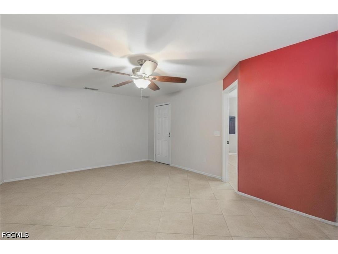 403 SW 28th Place Cape Coral FL 33991 2026018862 image9