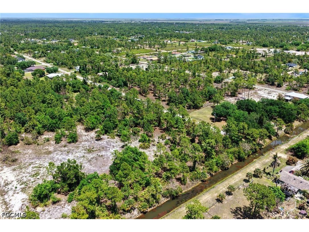 403 Wellington Avenue Lehigh Acres FL 33972 2026017211 image7