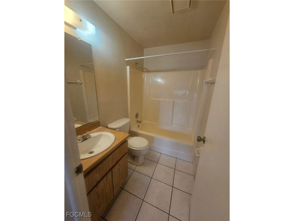 4030 Coronado Parkway #204 Cape Coral FL 33904 2025014027 image14