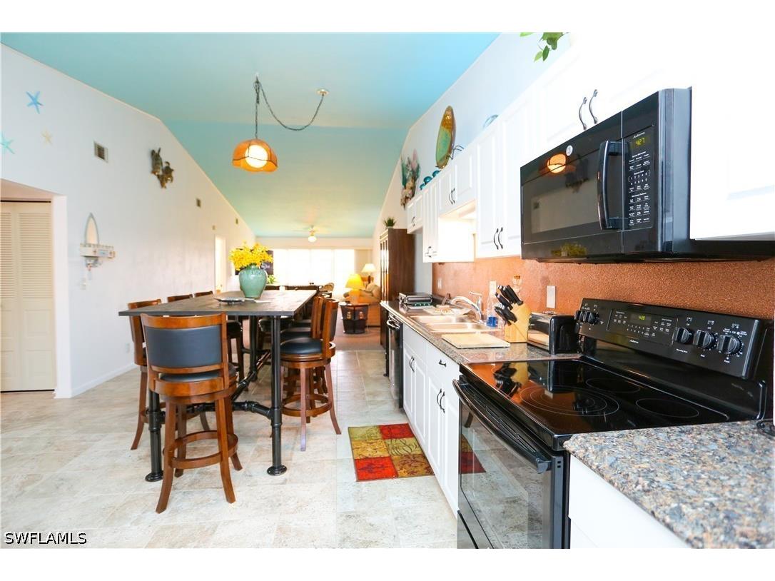 4030 Northlight Drive Naples FL 34112 226015387 image3