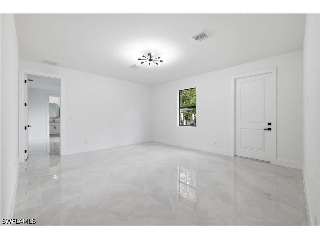 4030 Washington Avenue Fort Myers FL 33916 226024191 image12