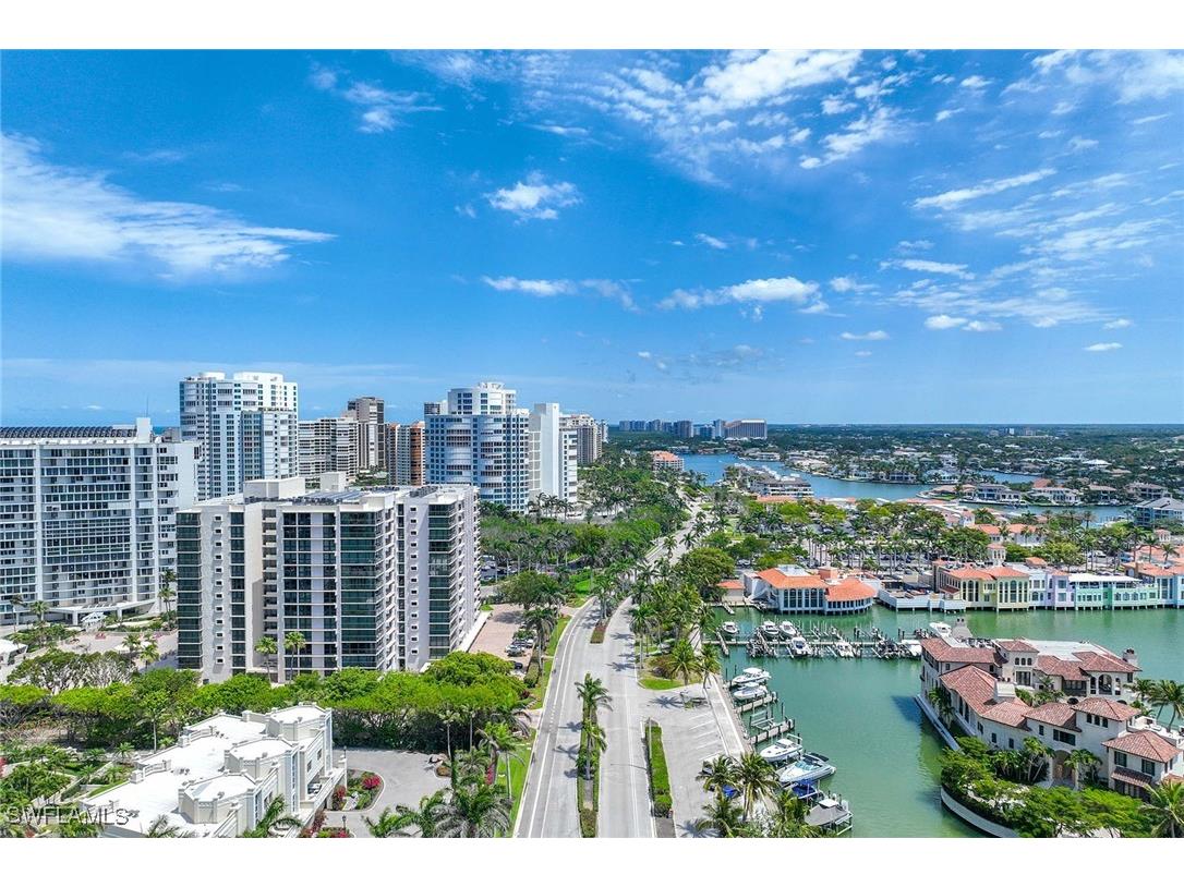4031 Gulf Shore Boulevard N #10C Naples FL 34103 225067628 image2