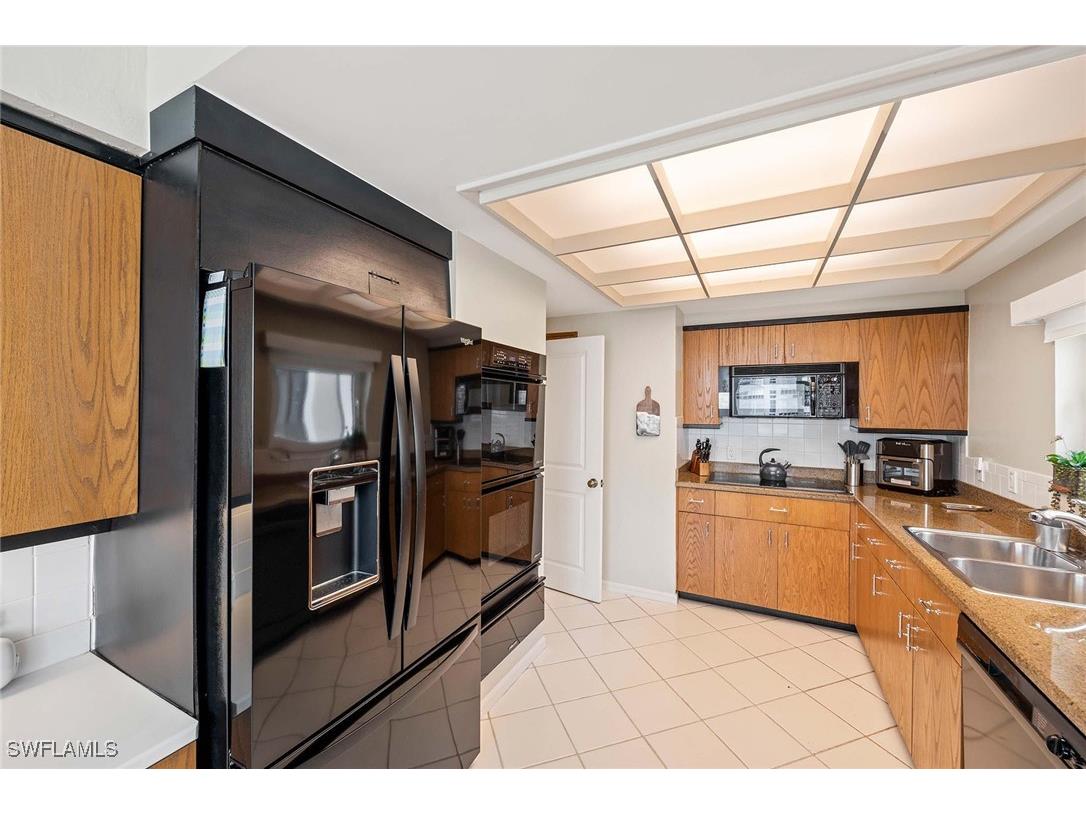 4031 Gulf Shore Boulevard N #10C Naples FL 34103 225068698 image24