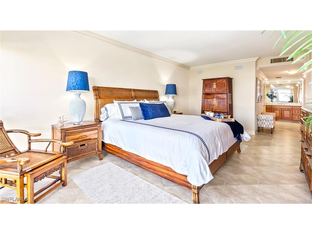 4031 Gulf Shore Boulevard N #11-C Naples FL 34103 226000540 image4