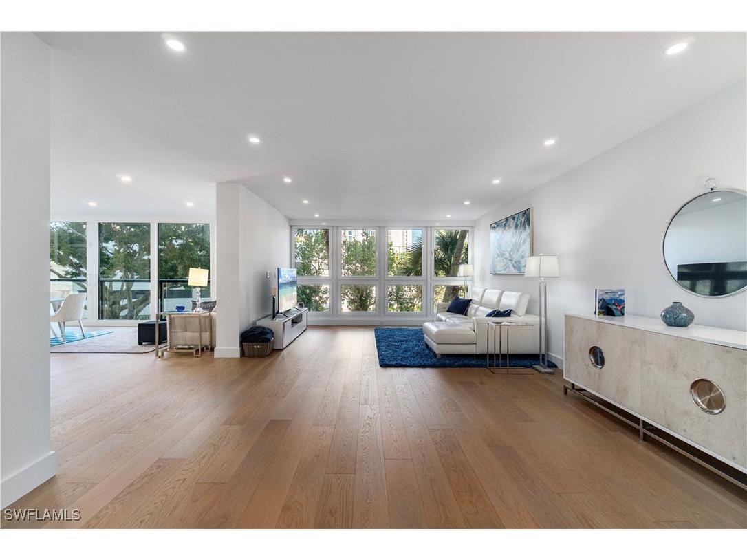 4031 Gulf Shore Boulevard N #22 Naples FL 34103 225075456 image6