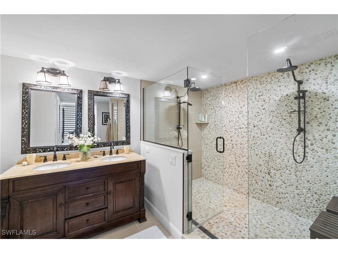 4031 Gulf Shore Boulevard N #25 Naples FL 34103 225060237 image17