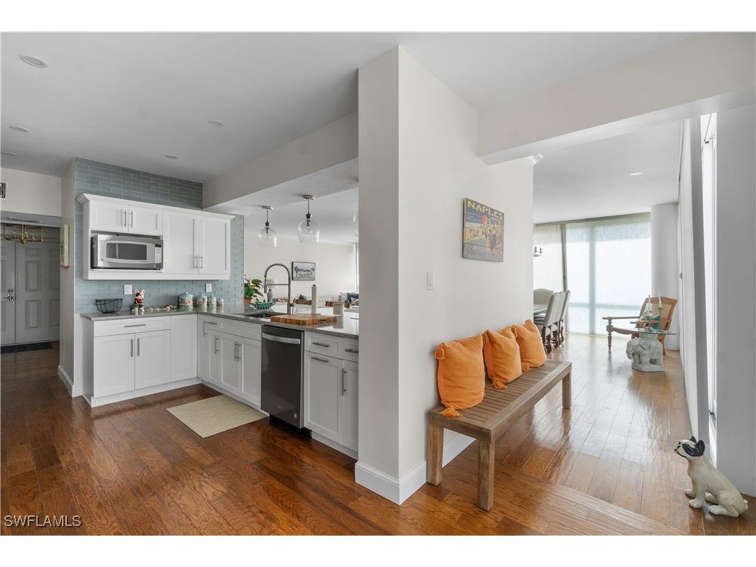 4031 Gulf Shore Boulevard N #25 Naples FL 34103 225060237 image9