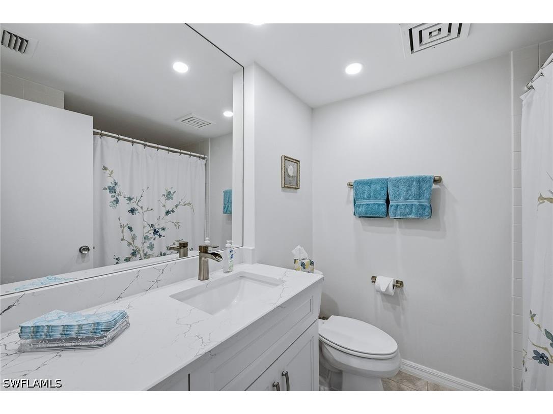 4031 Gulf Shore Boulevard N #3B Naples FL 34103 226012564 image19