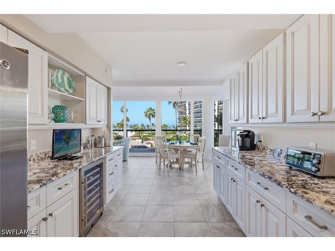 4031 Gulf Shore Boulevard N #3B Naples FL 34103 226021503 image7