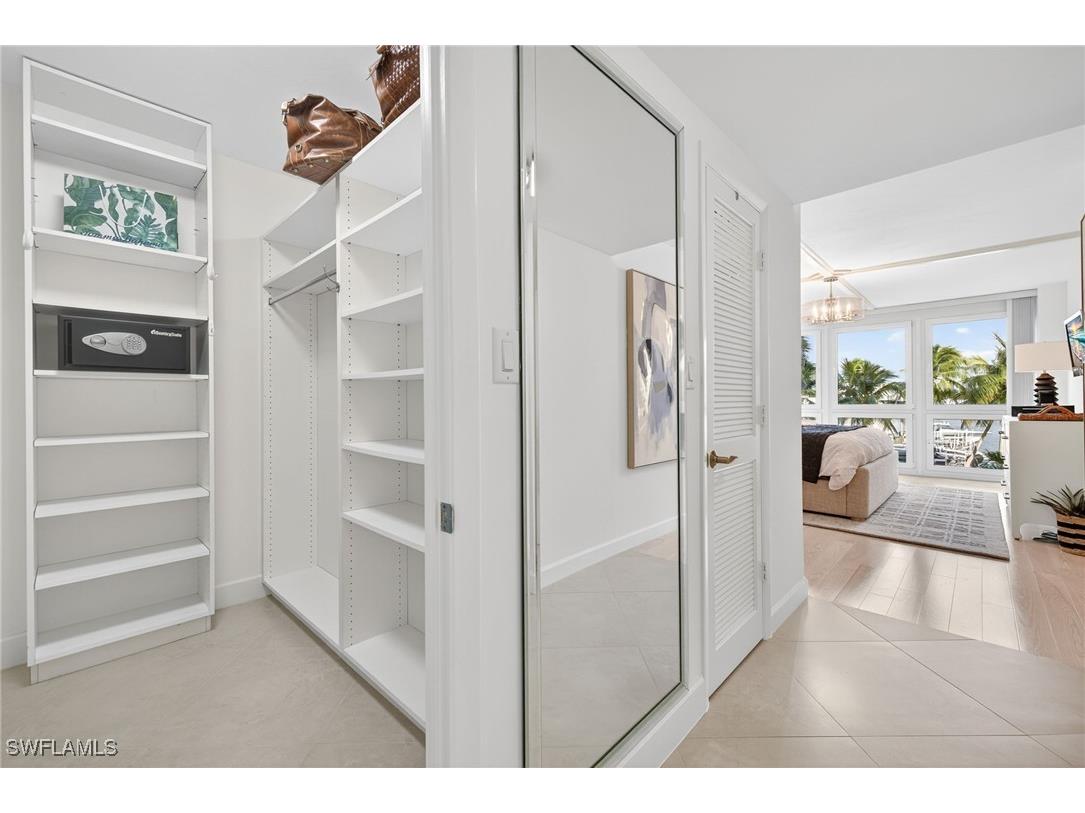 4031 Gulf Shore Boulevard N #3E Naples FL 34103 225036055 image21