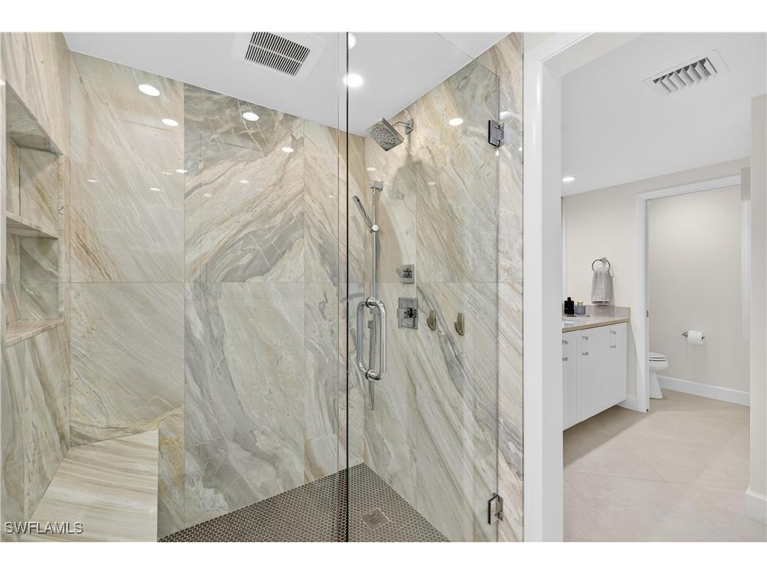 4031 Gulf Shore Boulevard N #3E Naples FL 34103 225036055 image25