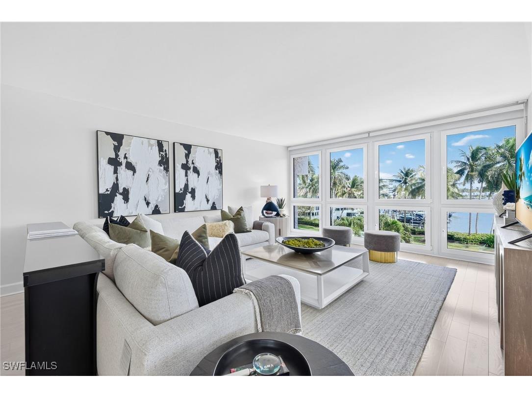 4031 Gulf Shore Boulevard N #3E Naples FL 34103 225036055 image5