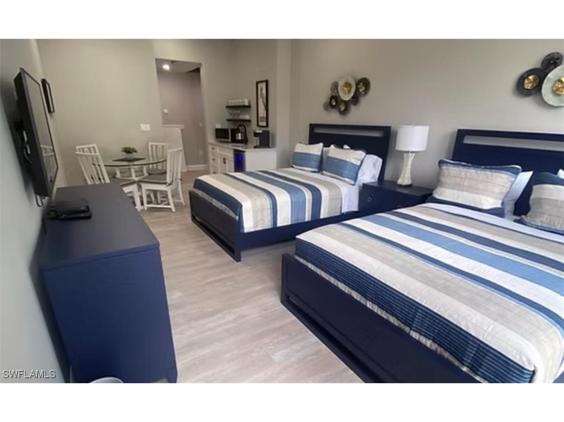 4031 Gulf Shore Boulevard N #3E Naples FL 34103 225036055 image50