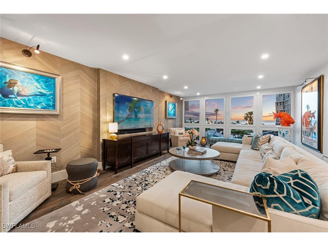 4031 Gulf Shore Boulevard N #4B Naples FL 34103 225035017 image1