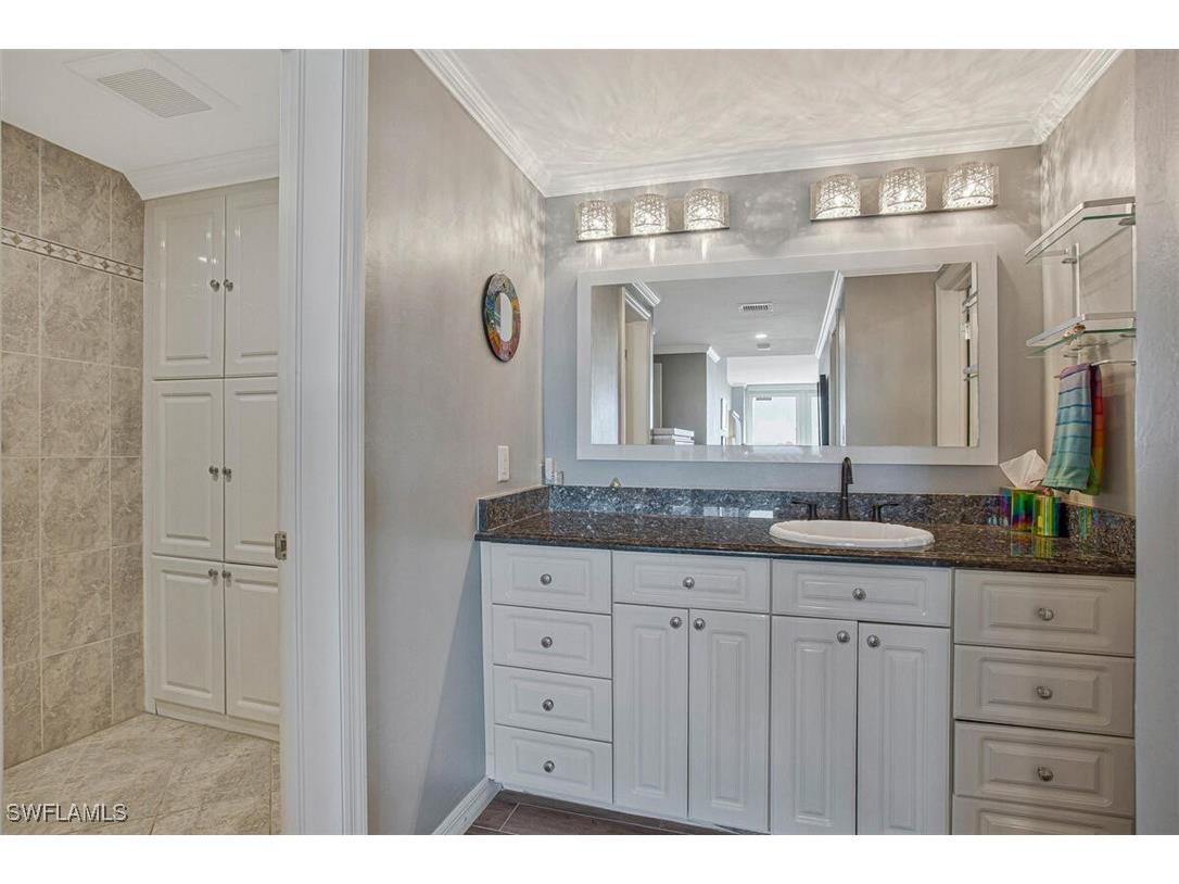 4031 Gulf Shore Boulevard N #6B Naples FL 34103 225079438 image18