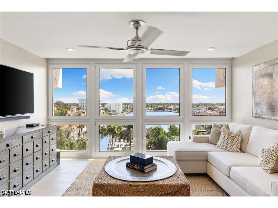 4031 Gulf Shore Boulevard N #7D Naples FL 34103 226015035 image9