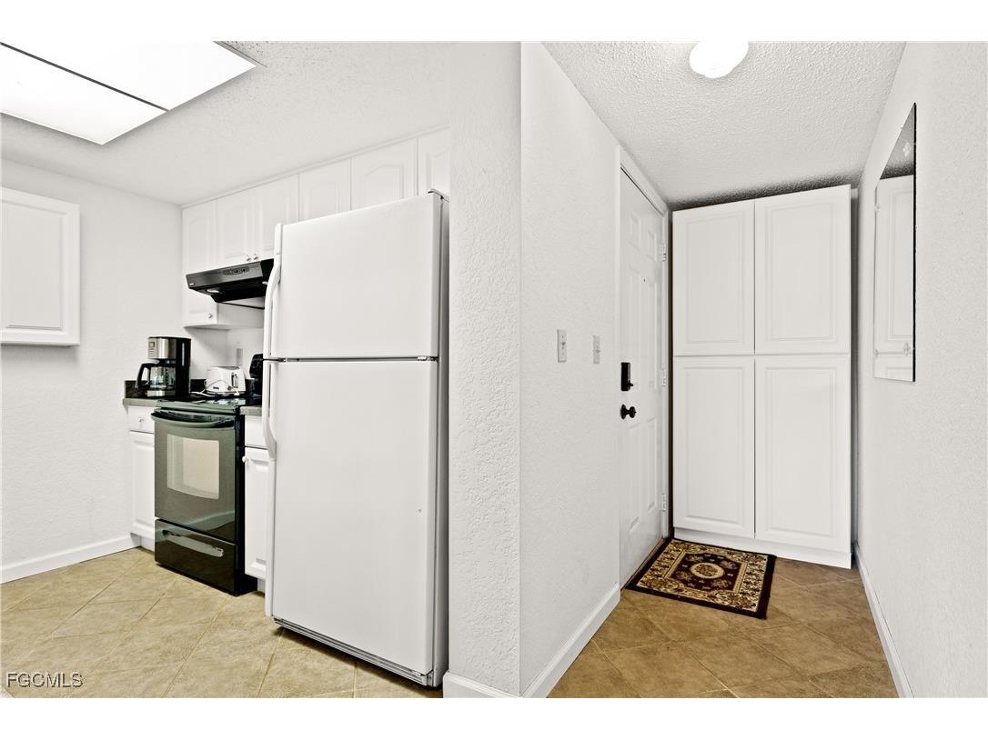 4032 Oakview Drive #H1 Punta Gorda FL 33980 2025015292 image12