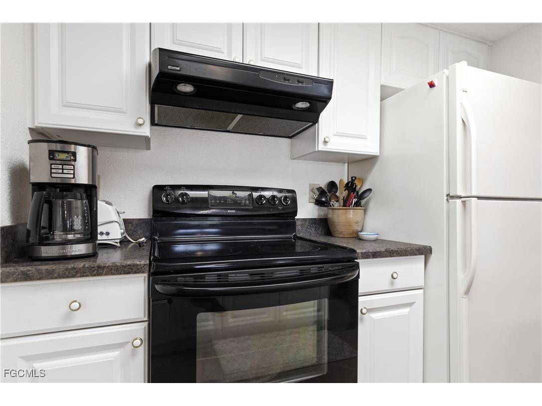 4032 Oakview Drive #H1 Punta Gorda FL 33980 2025015292 image14