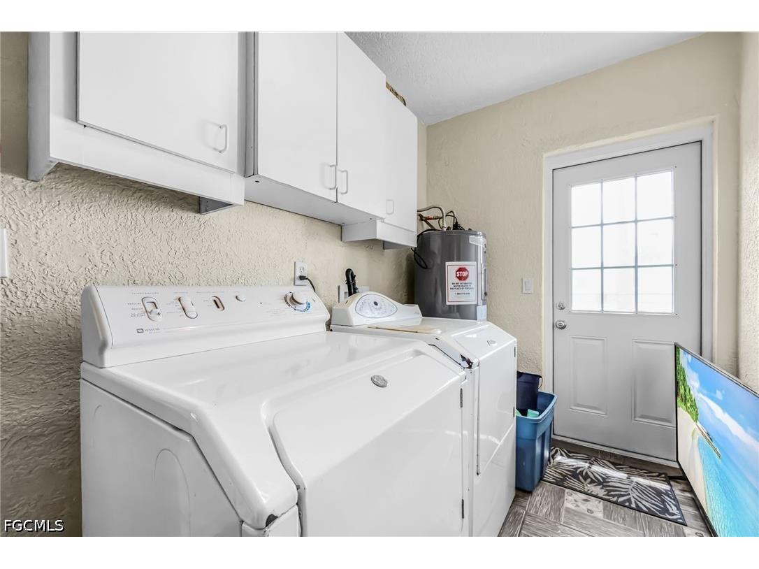 4033 Country Club Boulevard Cape Coral FL 33904 2026020226 image18