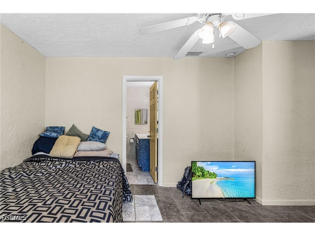4033 Country Club Boulevard Cape Coral FL 33904 2026020226 image22
