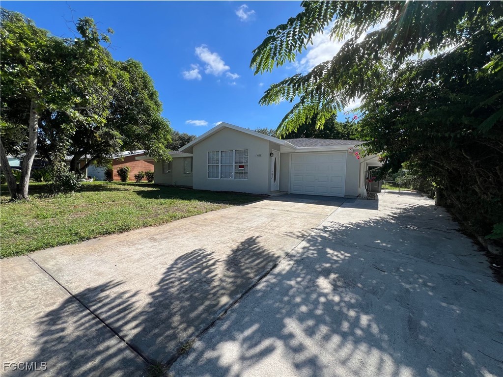 4033 School Circle Labelle FL 33935 2025018642 image2