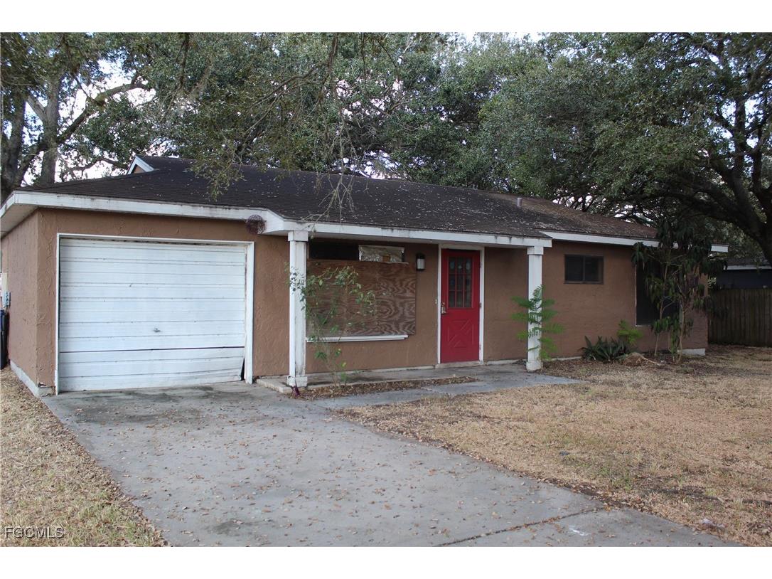 4033 W Palomar Circle Labelle FL 33935 2025024891 image1