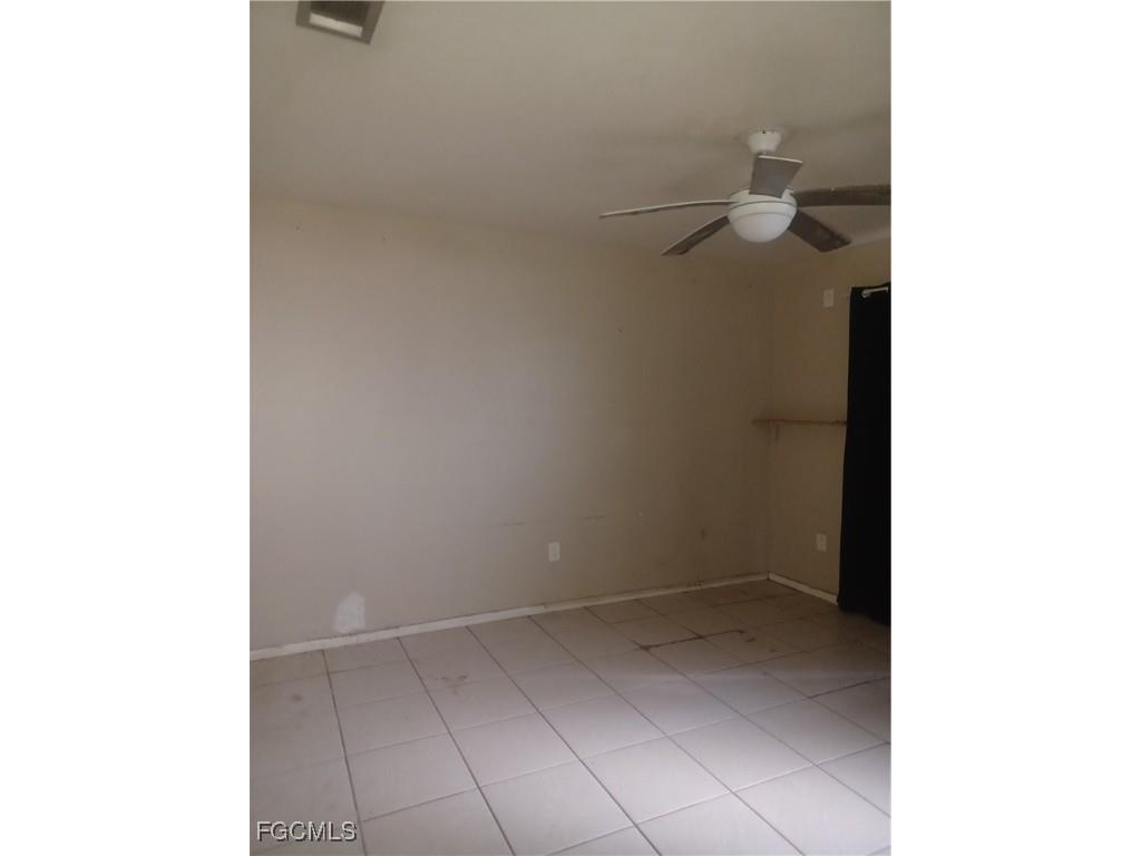 4033 W Palomar Circle Labelle FL 33935 2025024891 image3