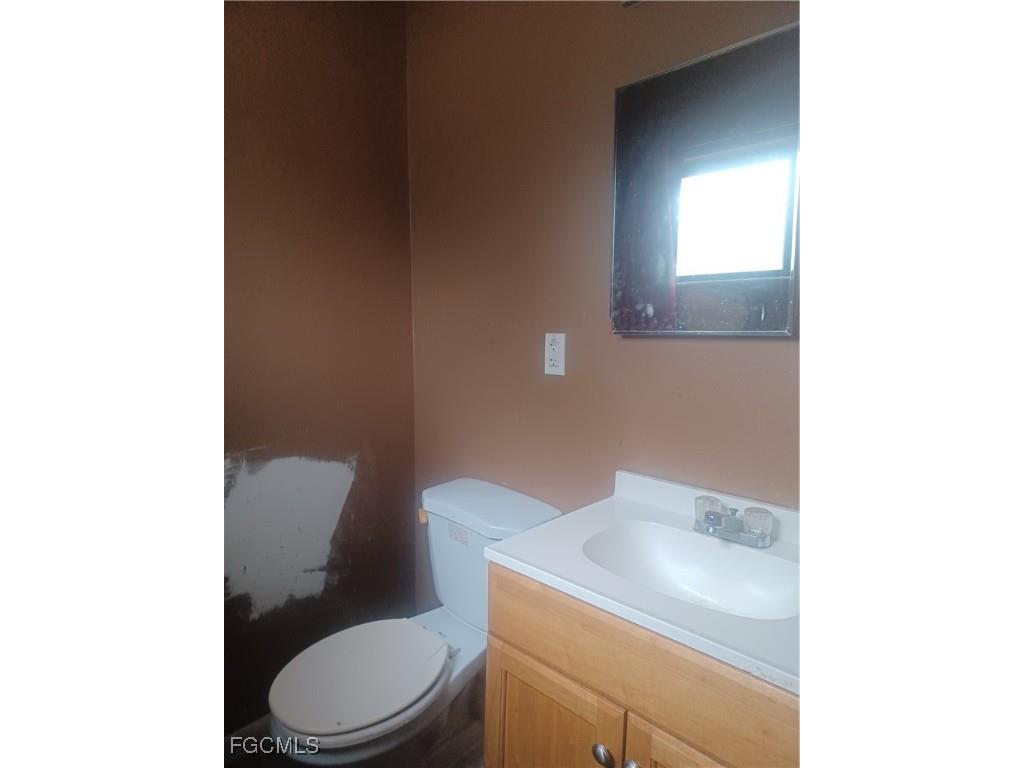 4033 W Palomar Circle Labelle FL 33935 2025024891 image9