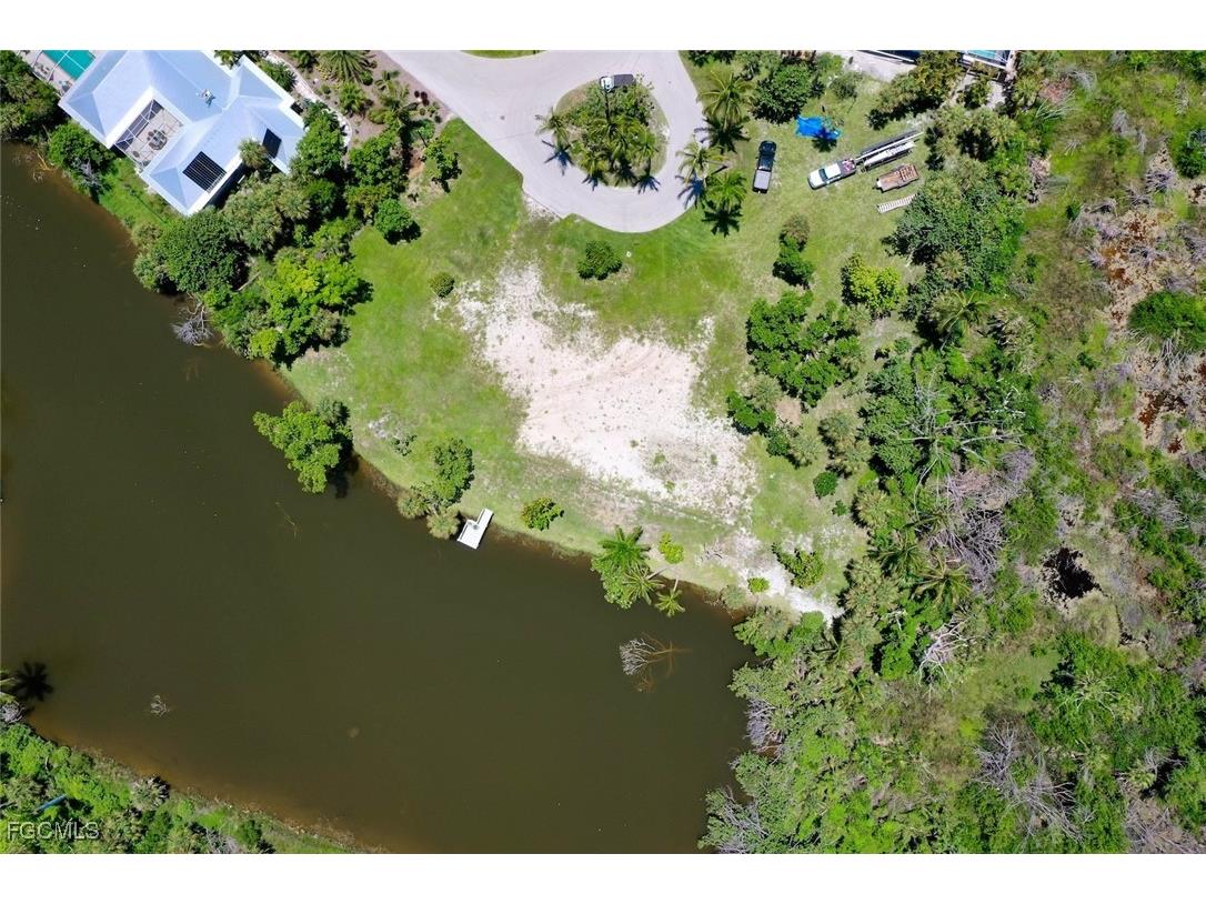 4037 Coquina Drive Sanibel FL 33957 2025025431 image23