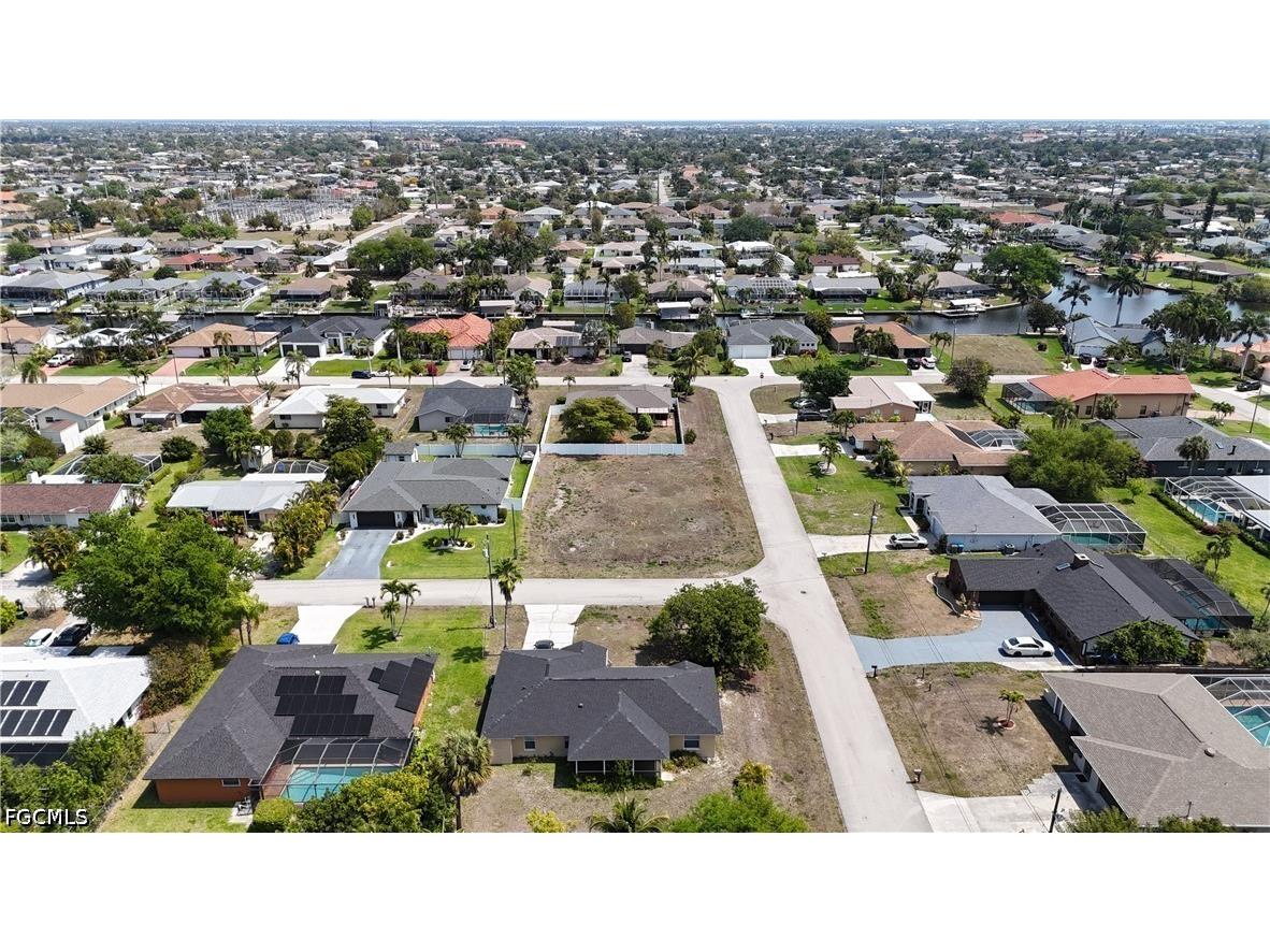 4037 SW 2nd Place Cape Coral FL 33914 2026014429 image2