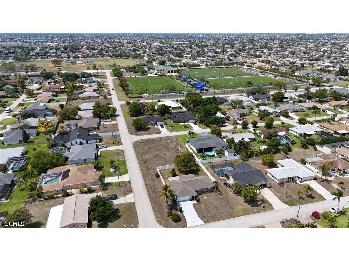 4037 SW 2nd Place Cape Coral FL 33914 2026014429 image4