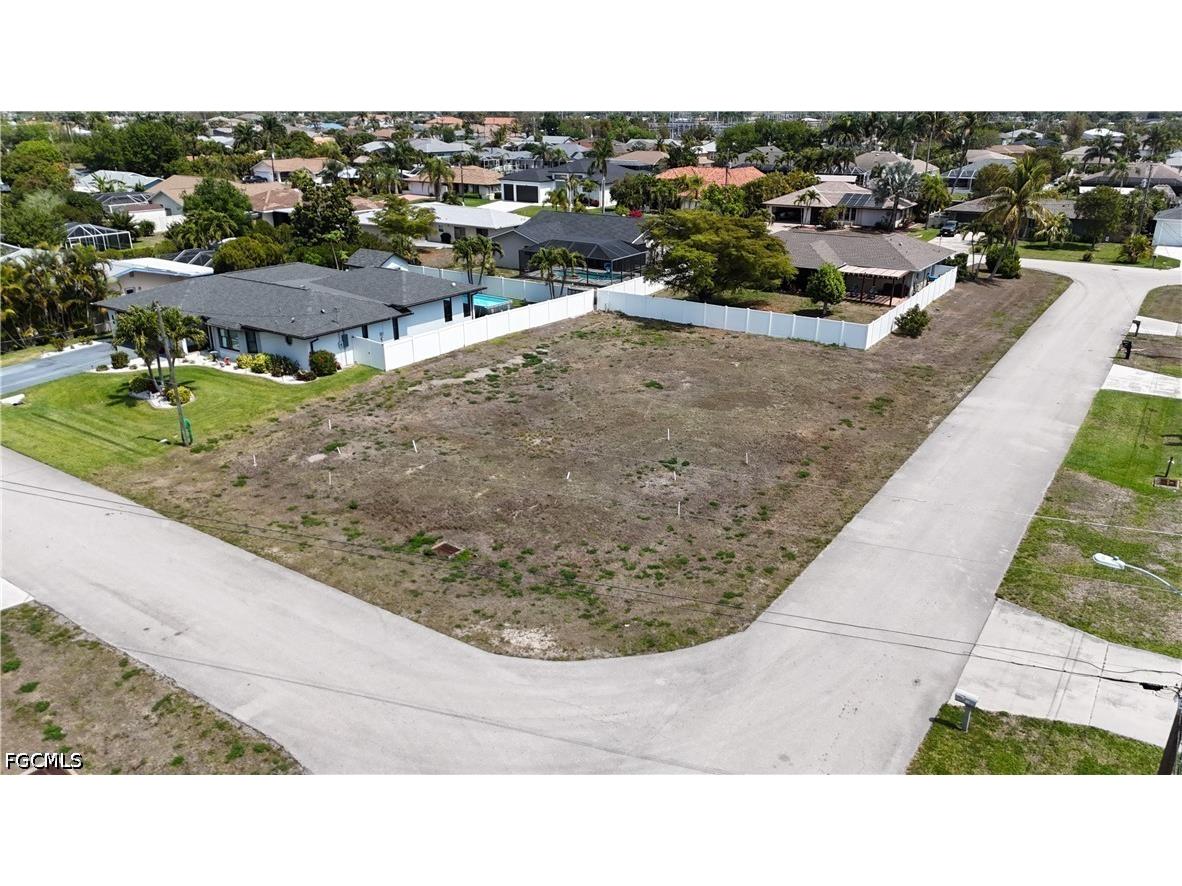 4037 SW 2nd Place Cape Coral FL 33914 2026014429 image5