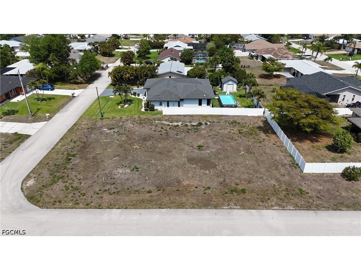 4037 SW 2nd Place Cape Coral FL 33914 2026014429 image8