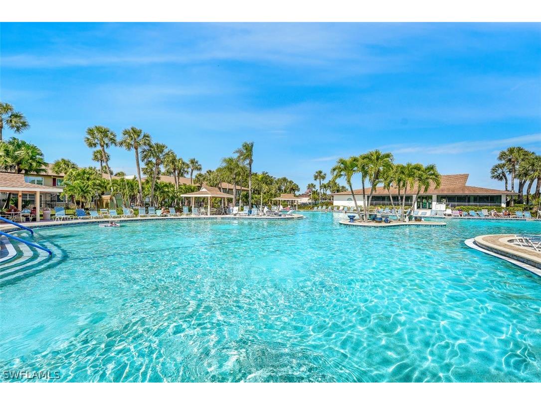 4039 Northlight Drive Naples FL 34112 223009950 image1