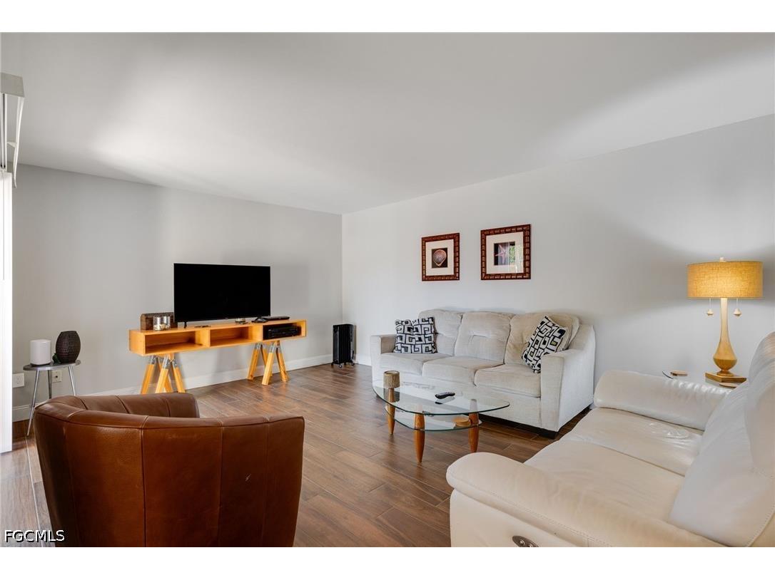 4039 Sandlewood Lane #4 Fort Myers FL 33907 2026011204 image10