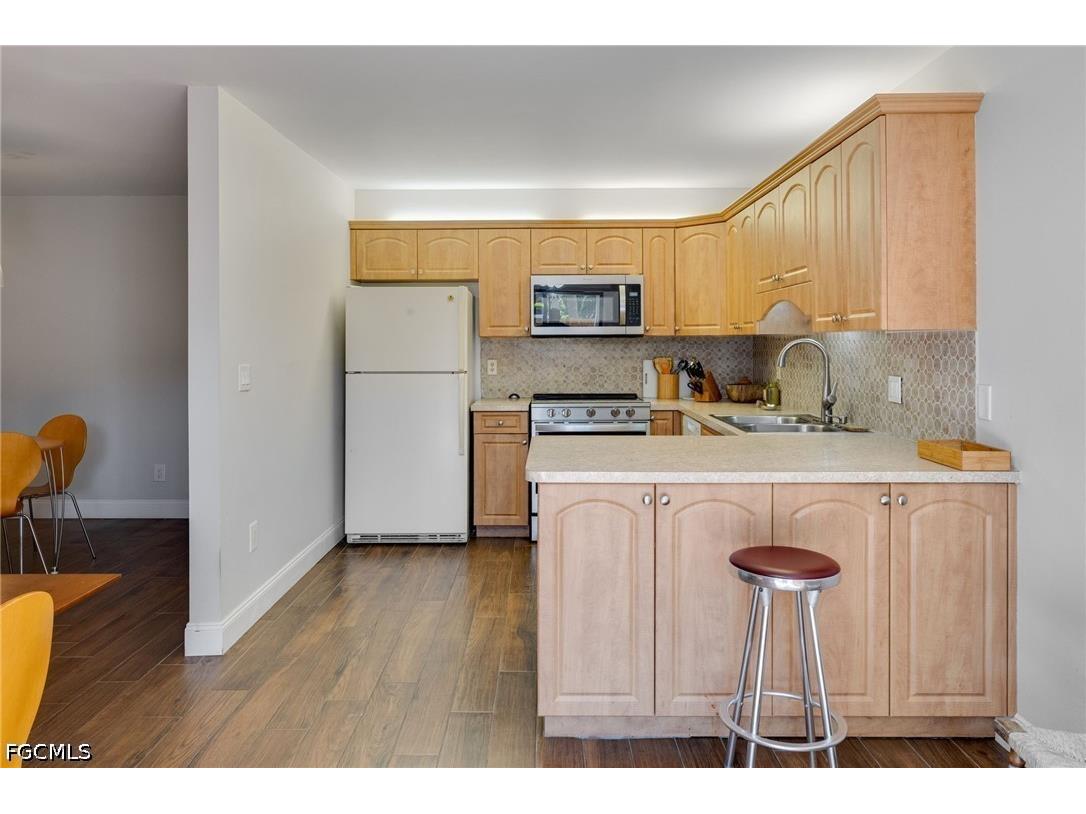 4039 Sandlewood Lane #4 Fort Myers FL 33907 2026011204 image11