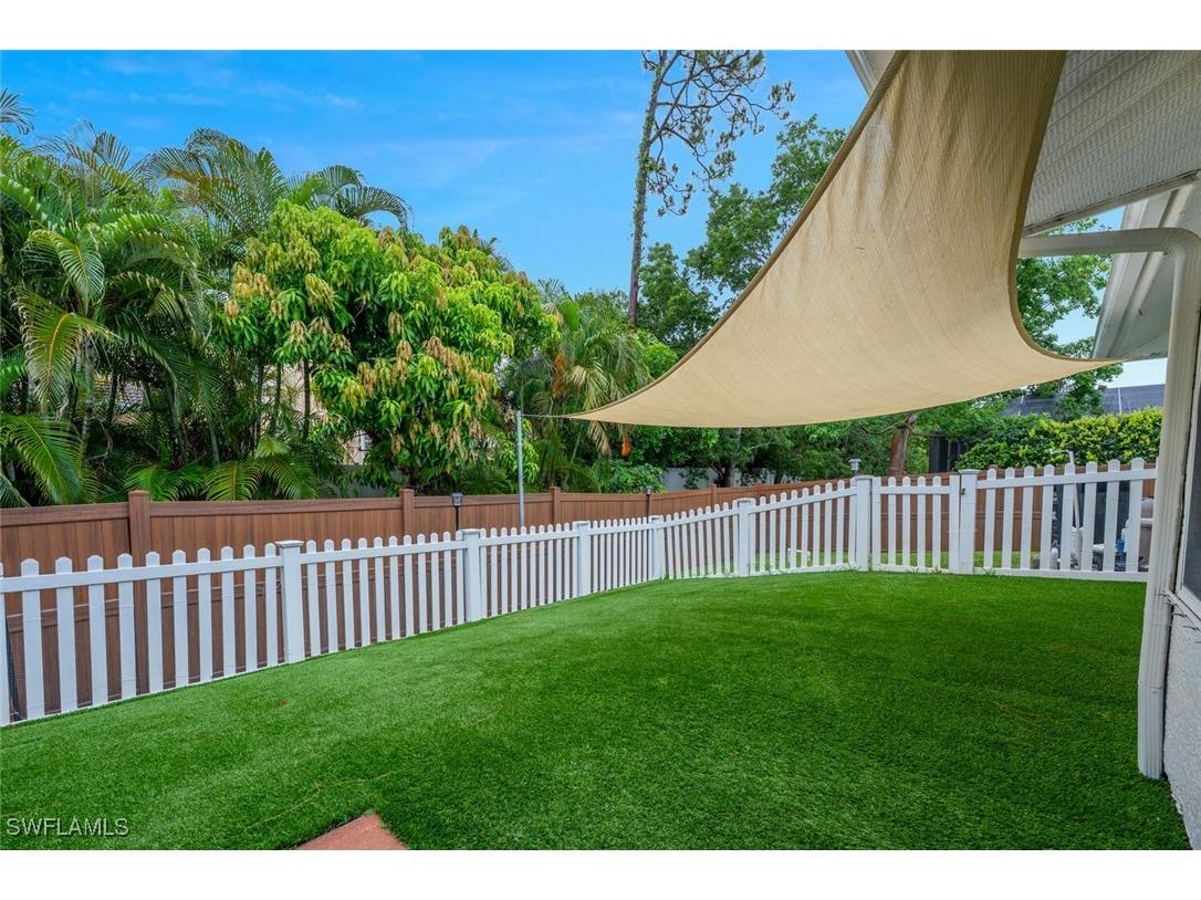 404 Ashbury Way Naples FL 34110 225054455 image2