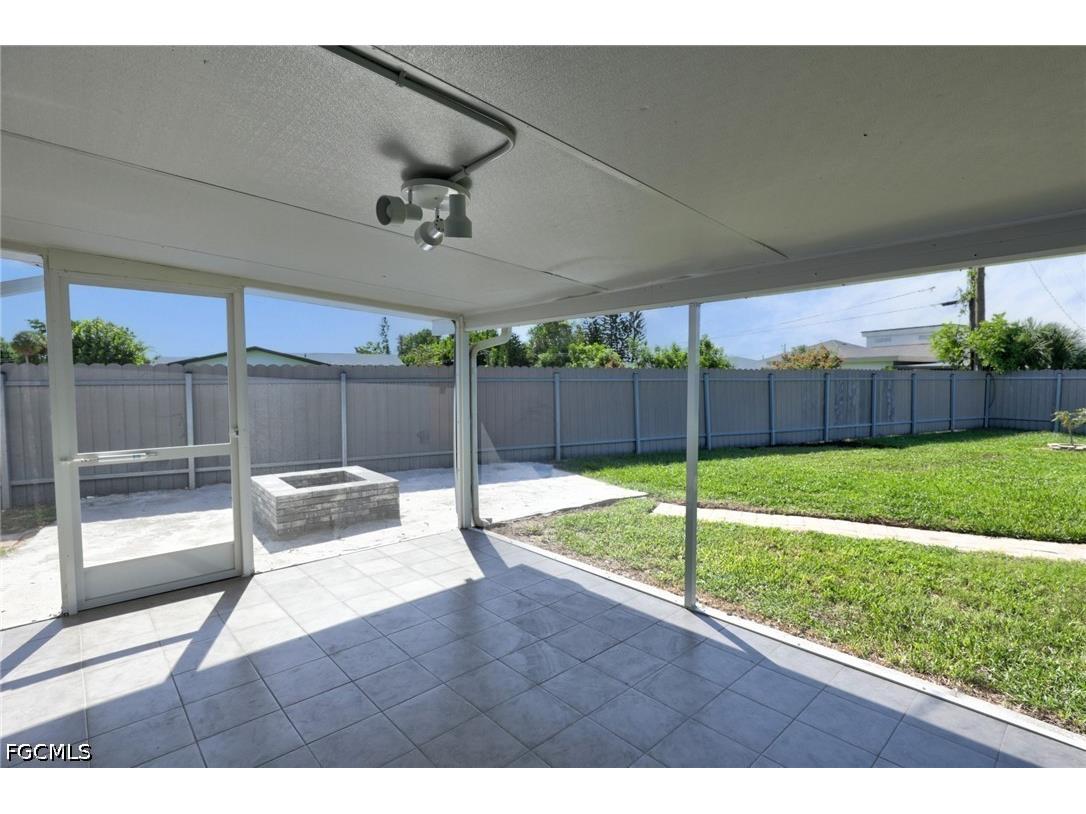 404 El Dorado Parkway E Cape Coral FL 33904 2026028793 image14