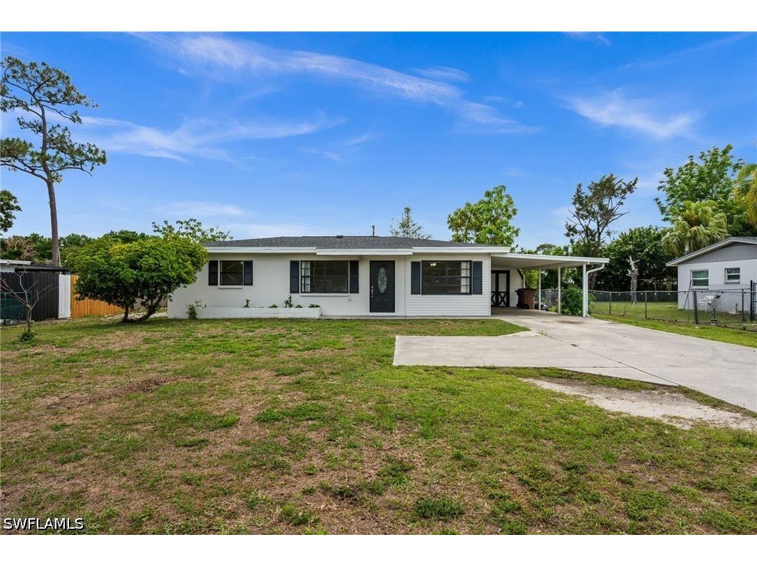 404 Leeland Heights Boulevard W Lehigh Acres FL 33936 226010825 image1