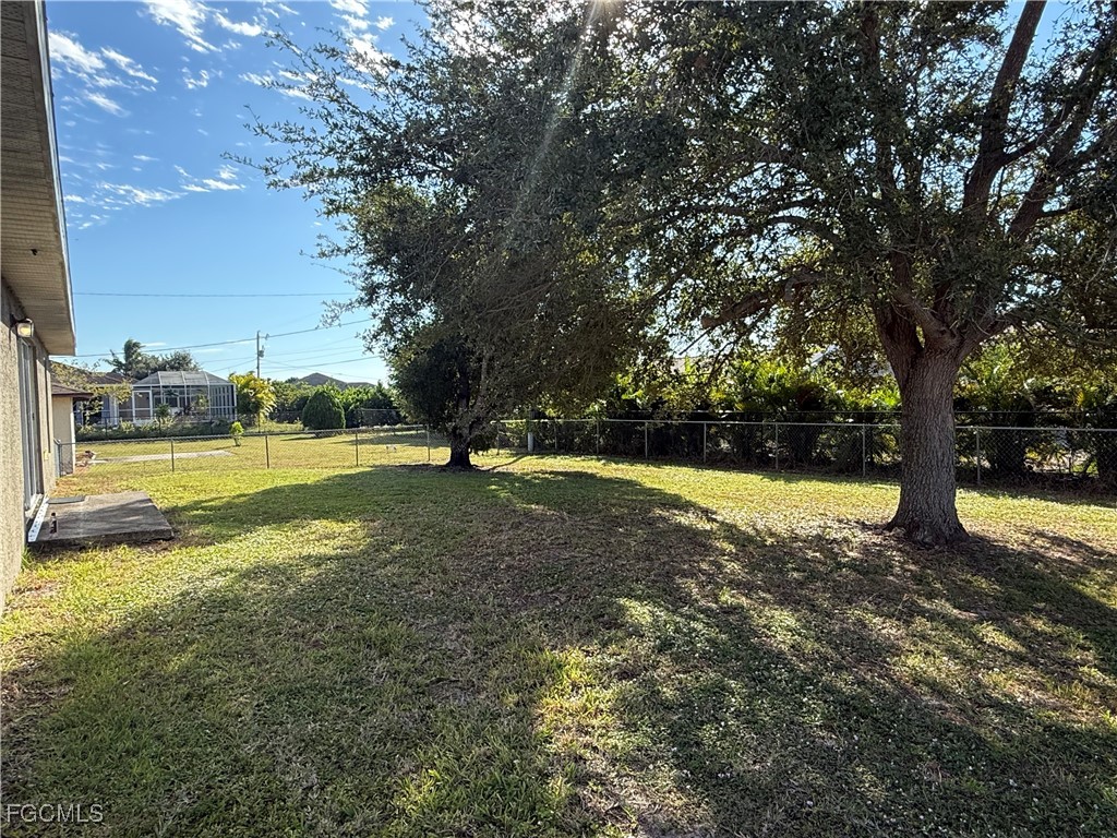 404 NE 23rd Terrace Cape Coral FL 33909 2025015810 image18