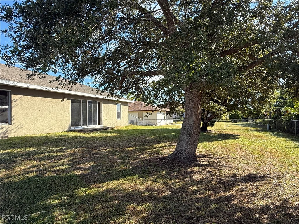 404 NE 23rd Terrace Cape Coral FL 33909 2025015810 image19