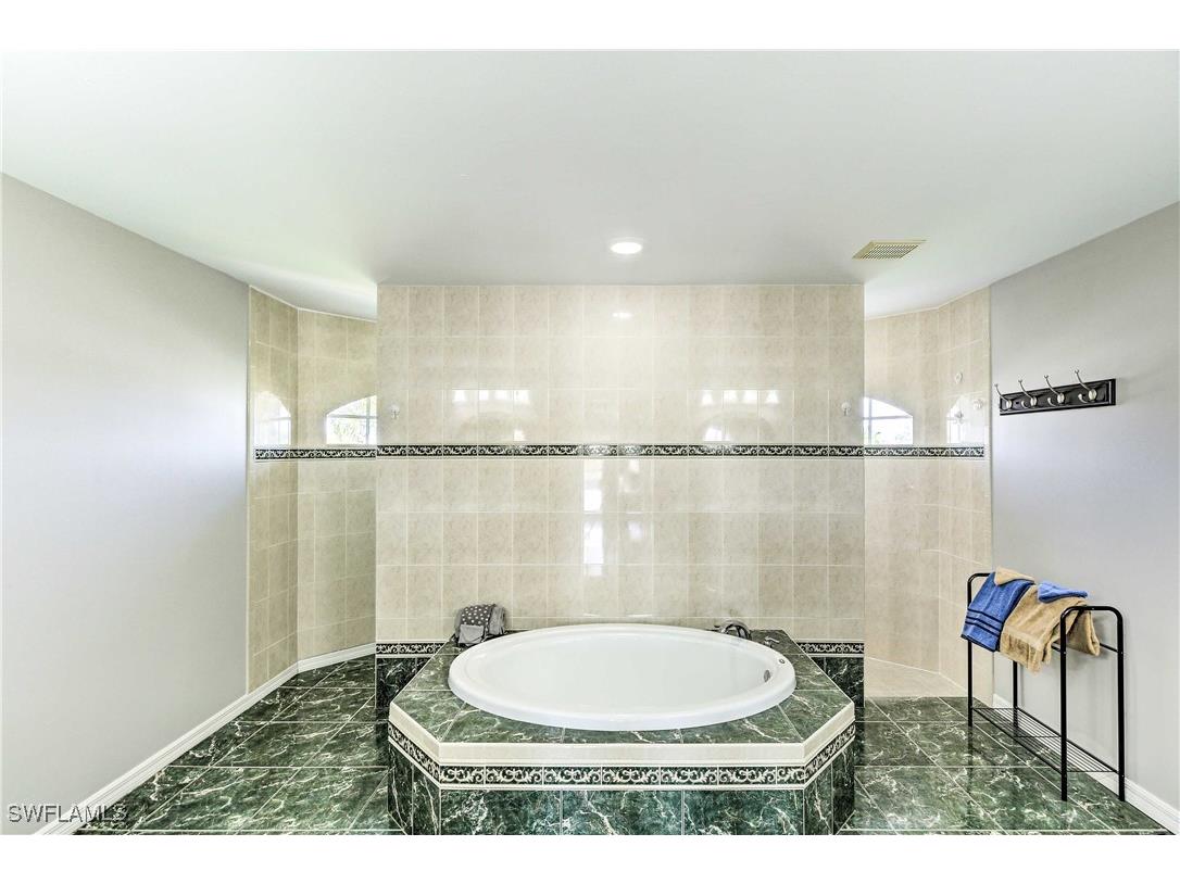 404 NE 9th Street Cape Coral FL 33909 225054842 image33