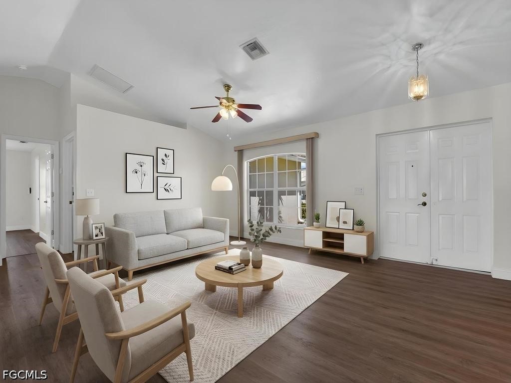 404 SE 28th Terrace Cape Coral FL 33904 2026017232 image4