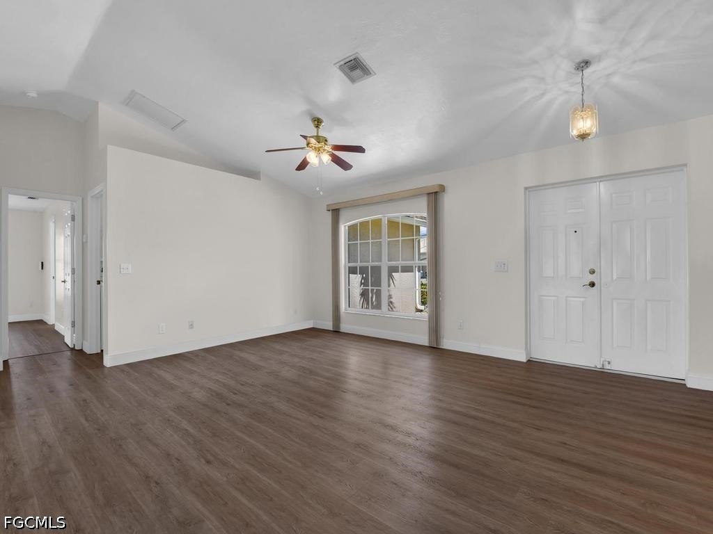 404 SE 28th Terrace Cape Coral FL 33904 2026017232 image5